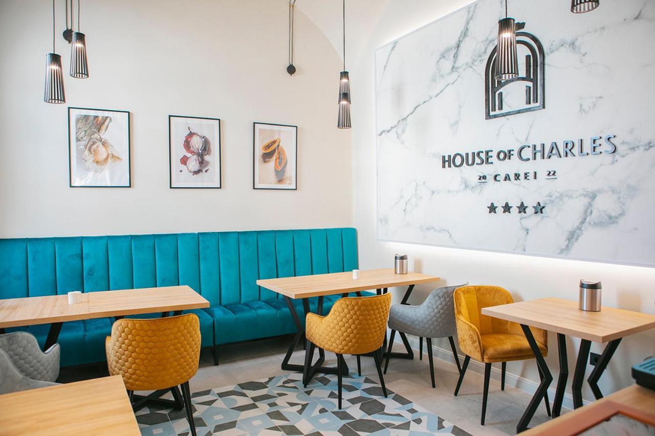 House Of Charles Otel Carei Dış mekan fotoğraf